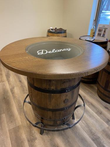 Classic Barrel Table